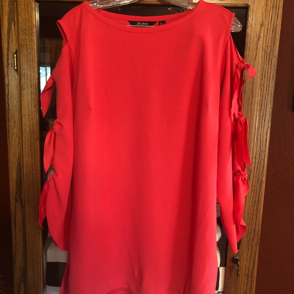 DuJour Women’s Dress Shirt